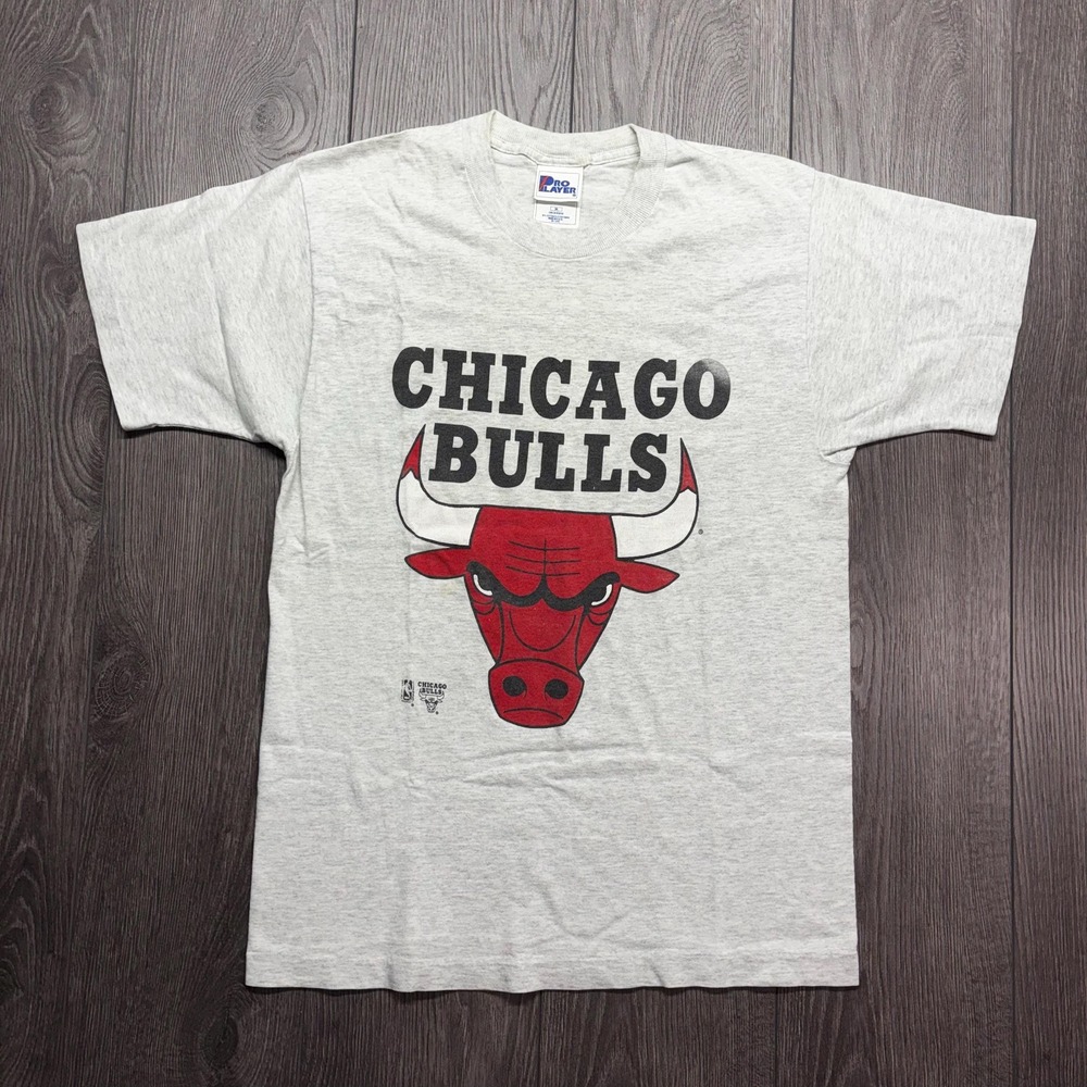 Vintage Chicago Bulls 1990s Grey Shirt Medium NBA Basketball Micheal Jordan